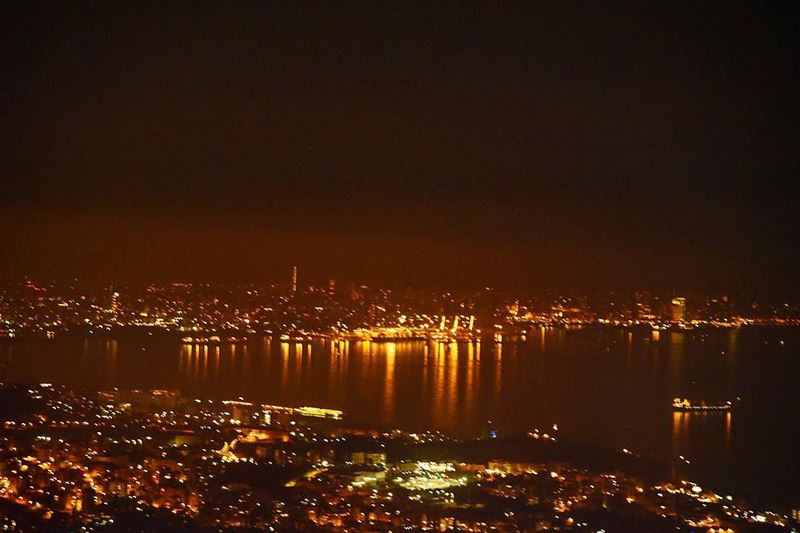 Just another gold sea view.| Jounieh |📷|  livelovejounieh  livelovebeirut... (Joünié)