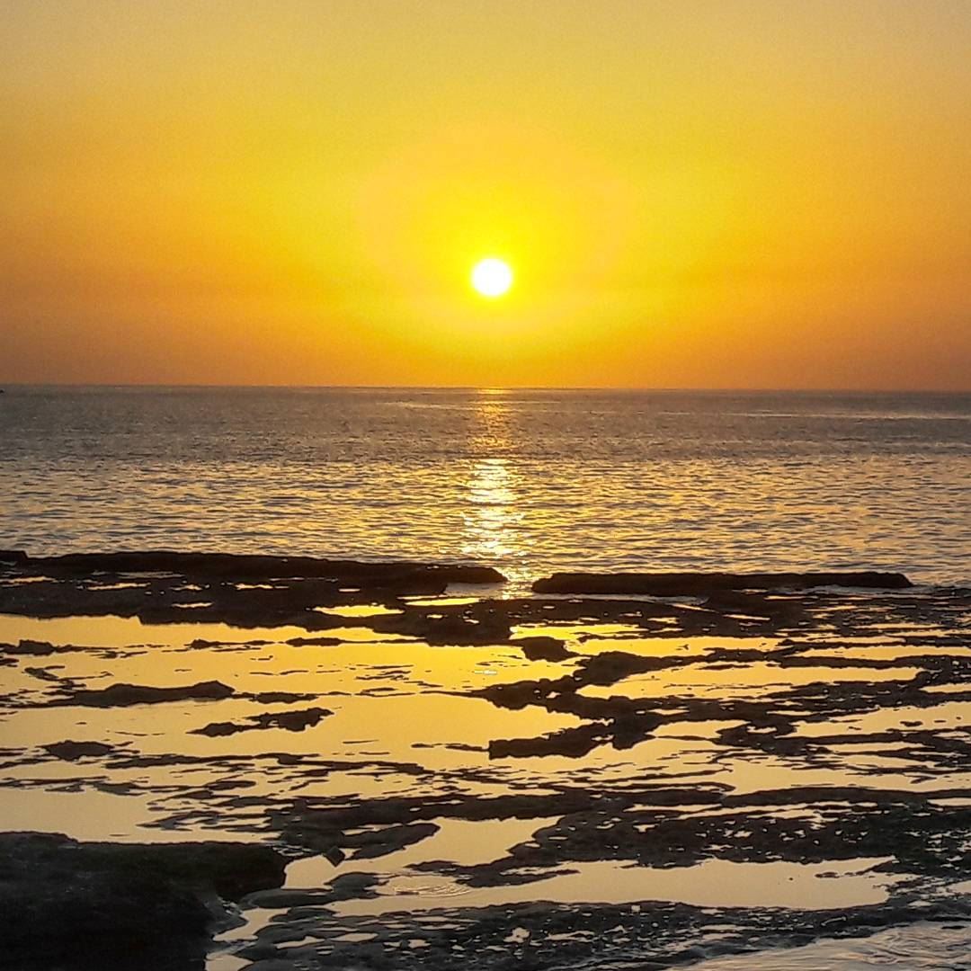 .....just another sunset 🌅 Lebanon  Lebanese   Mediterranean  Sea ... (El-Mina, Tripoli)