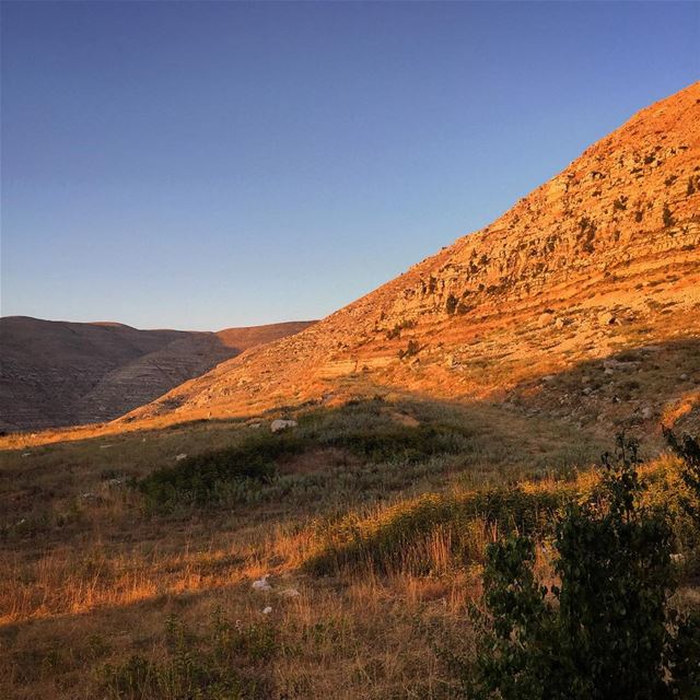 Just before  dusk  mountain  light  altitude  mountainlovers  landscape ...