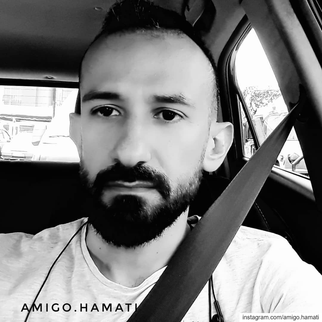 Just me in black and white  selfie  beirut... (Beirut, Lebanon)