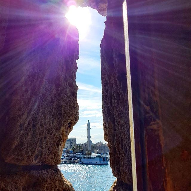 Keep exploring❤❤❤ oldcastle  sunrays  sky  clouds  ruins  tourist  mosque... (Saida The Sea Castle)