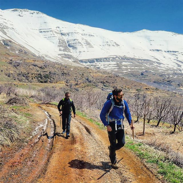 Keep Hiking 🚶🏔 lmt  sannine  baskinta  mountain  hikers  hike  trail ...