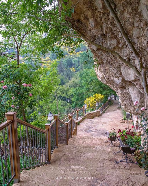 Khalil Gibran Museum • Bcharri, Lebanon 🇱🇧.....  beautifullebanon ... (Bsharri, Lebanon)