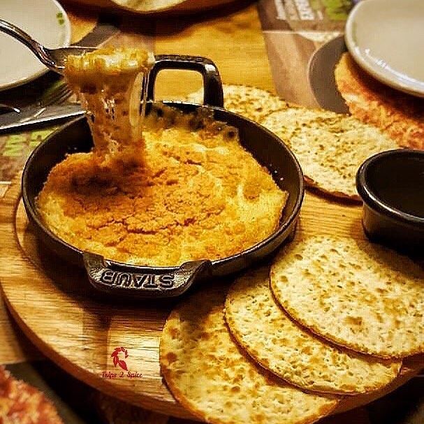 Knéfé mode ON 😍🤗.-------------------------------📍 @zaatarwzeit .----- (Zaitunay Bay)