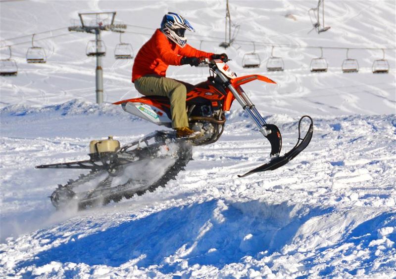 ❄🚵⚠.... ktm readytorace race snow winter wheelie skidoo motocross... (Kfardebian)