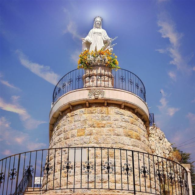 Kul 3ied Bshara w ento Bkheir 🙏 virginmary  lebanon  nature ... (Saydit El Maabour - Jezzine)
