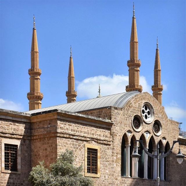 L'union fait la force ⛪️🌙••••••••••••••••••••••••• igersworldwide ... (Downtown Beirut)