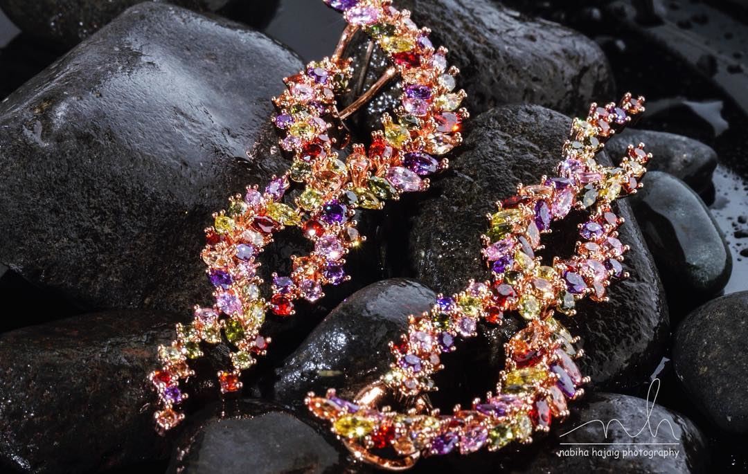 La Bella Jewelry Photography  earrings  bracelet  gold ...