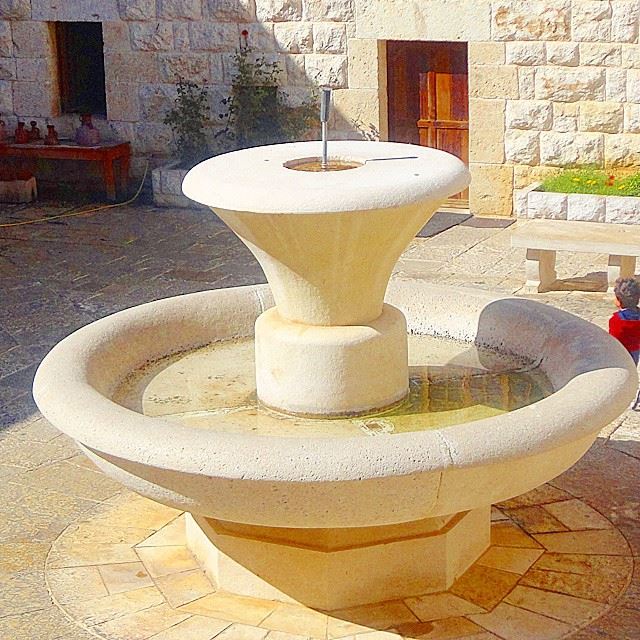 La soif du coeur ne s'apaise pas avec une goutte d'eau