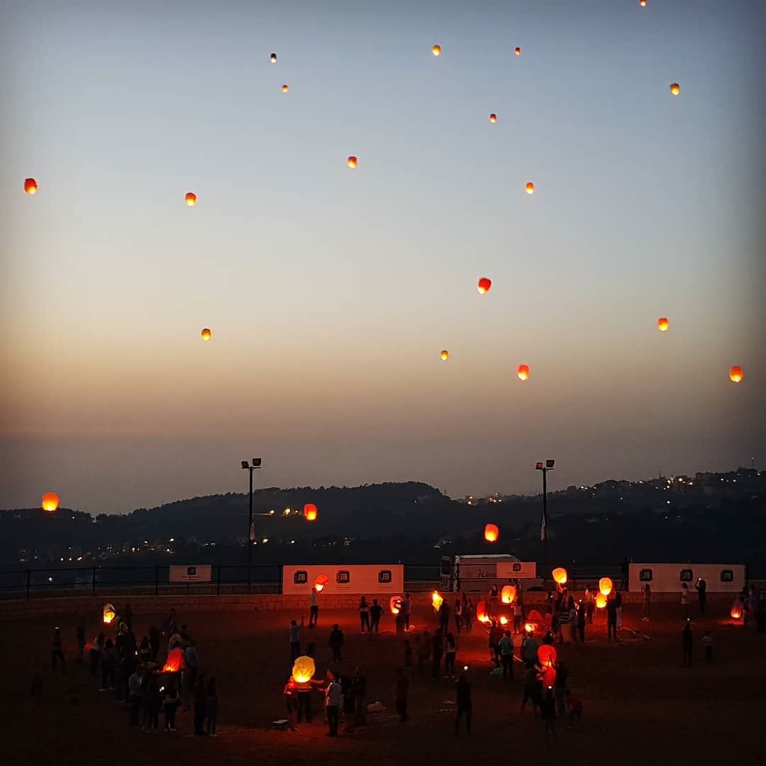  lantern  lanternfestival  lebanon  skyline  night  picoftheday  fun ...