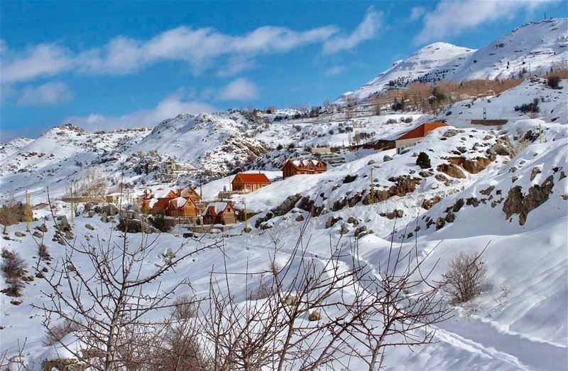  laqlouq  amazing  village  lebanesestyle  mountains  snow... (Laklouk-tannourine)
