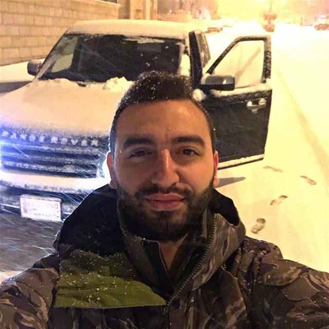  latenightcruise  selfietime  snowfall  landrover  rangeroversport ... (Jezzîne, Al Janub, Lebanon)