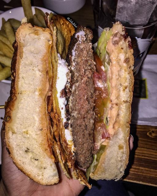  layers  goatcheeseburger  burger  livelovelebanon  liveloveeat ...