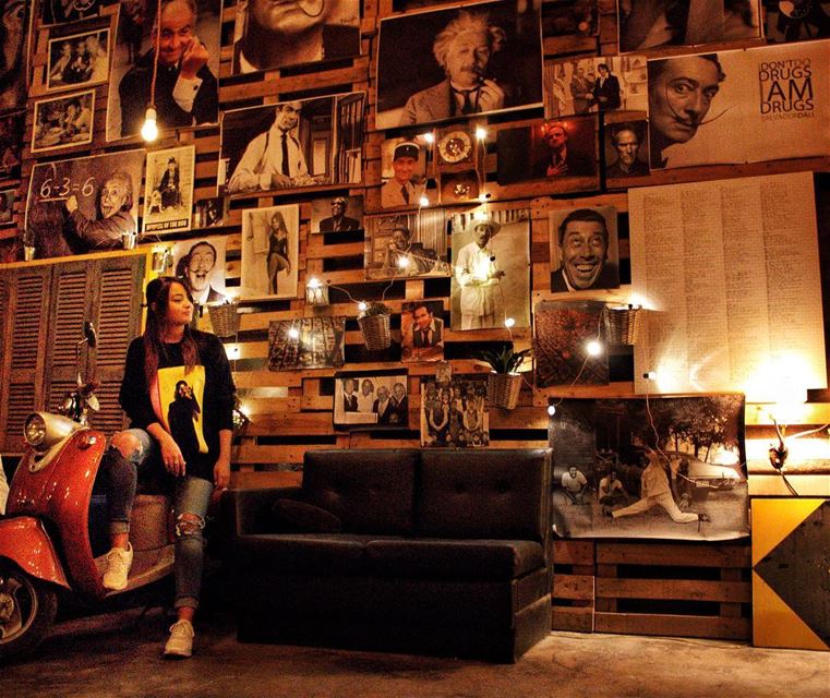 Le mur des Grands....📸by @dounia.raphael (Zahlé, Lebanon)