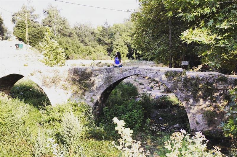 Leaves make it look better.   adventure  livelovelebanon  livelovechouf ... (Gharife, Mont-Liban, Lebanon)