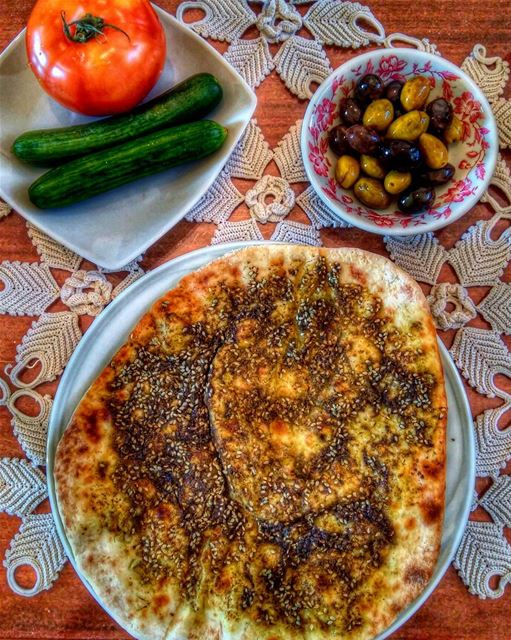 Lebanese breakfast 😋••• breakfast lebanoneats lebanese yourlebanon... (Beirut, Lebanon)