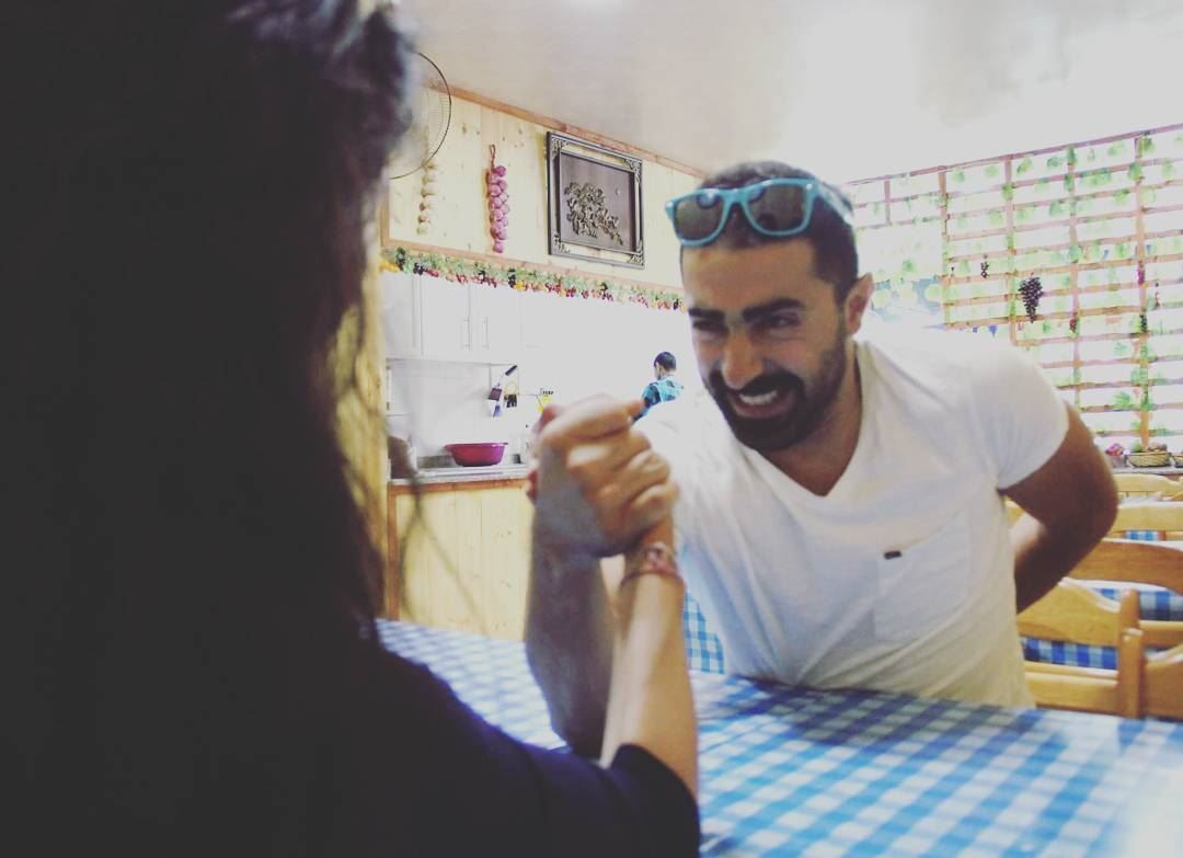  lebanese lebanon yalla fight ливан борьба travel guide eat lunch dinner... (Lebanon)