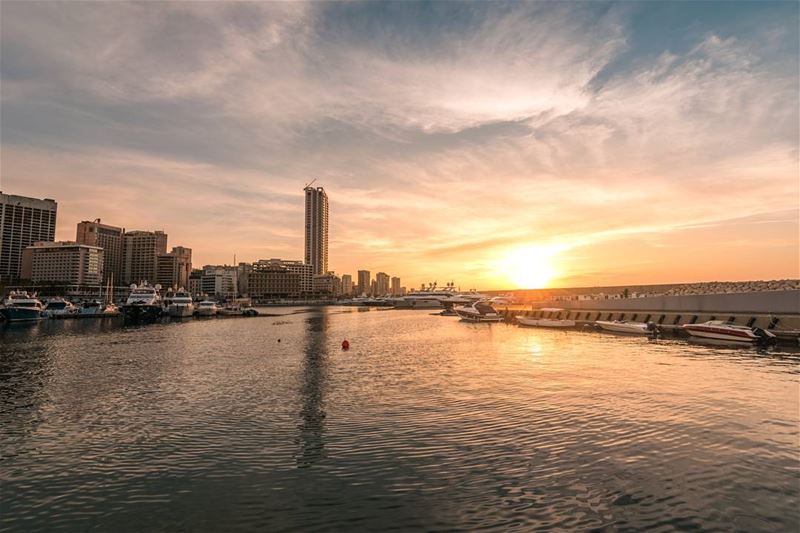 Lebanese sunsets 🌇 (Zaitunay Bay)