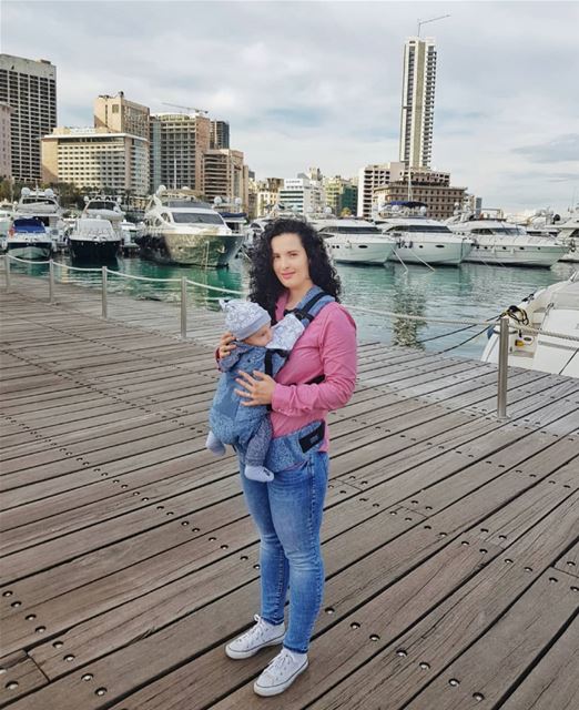 Lebanese winter be like "ugh I had to wear a t-shirt instead" 👙 Ну что, ми (Zaitunay Bay)