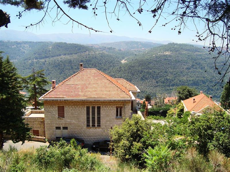 ❤🌲🌎 lebanon  alshouf  deirelqamar  roadtrip  biking  bikinglife ... (دير القمر - Deir El Qamar)