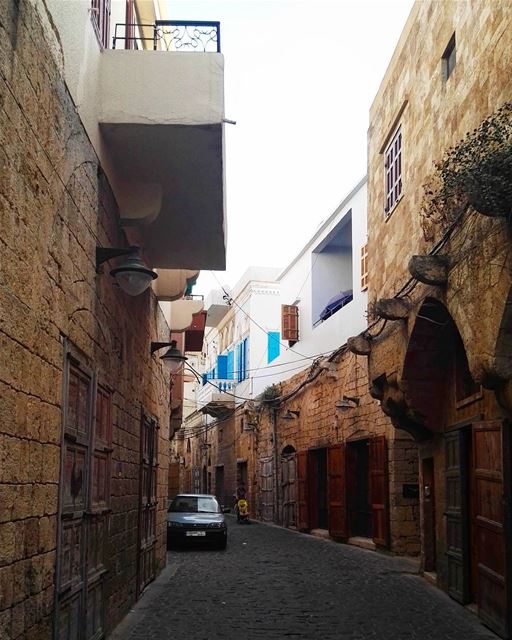  lebanon  batroun  architecture  summer  vacations  street  old  buildings... (Batroûn)
