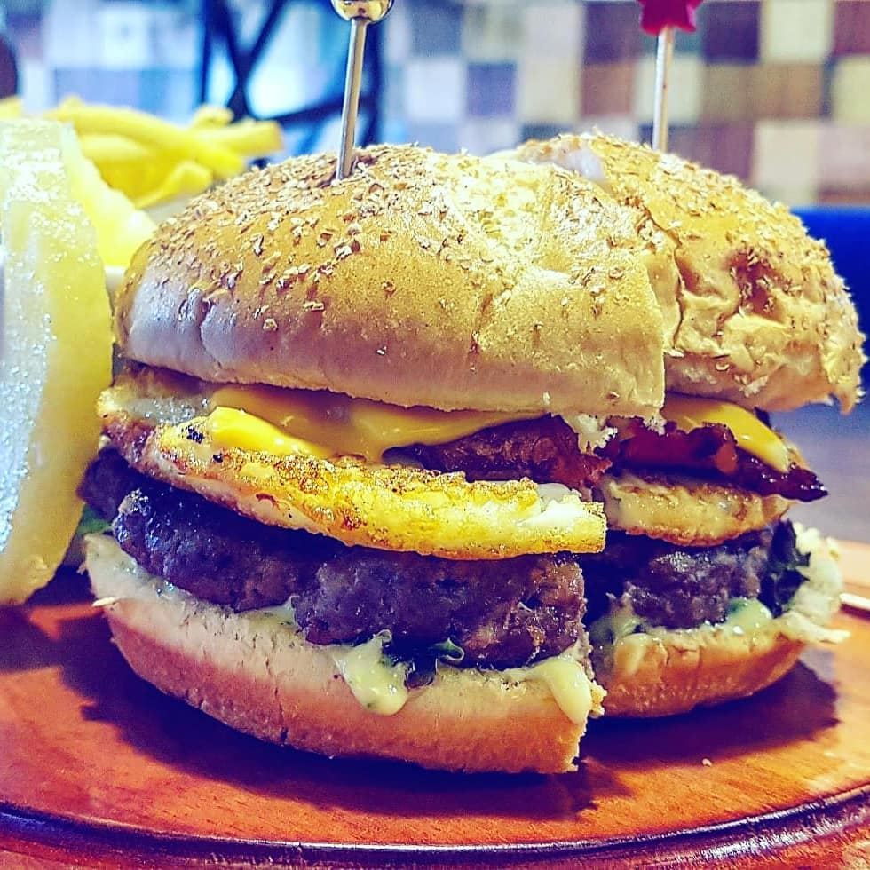  Lebanon  Batroun  Jumanji  Australian  Burger ... (Jumanji rest)
