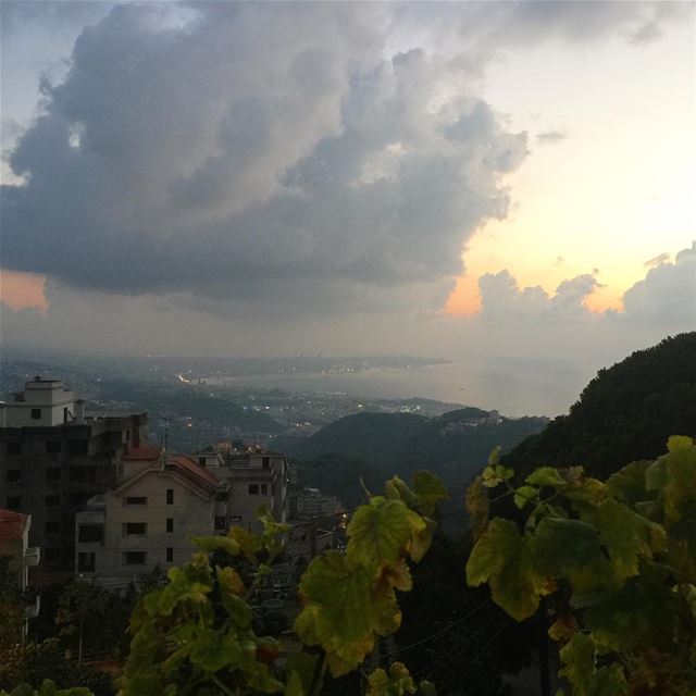  lebanon  beautiful  bestview  capture  instagood  instalike  clouds ... (Le Domaine du comte.)