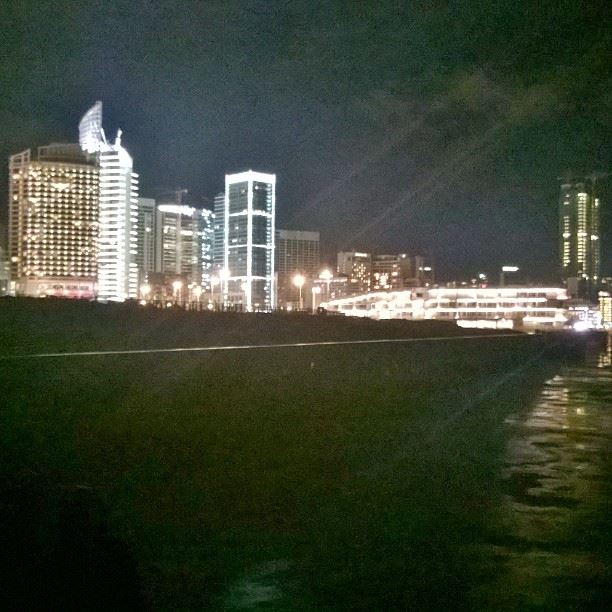  lebanon  beirut  biel  waterfront  late  night  run  under  the  rain ... (Beirut Waterfront)