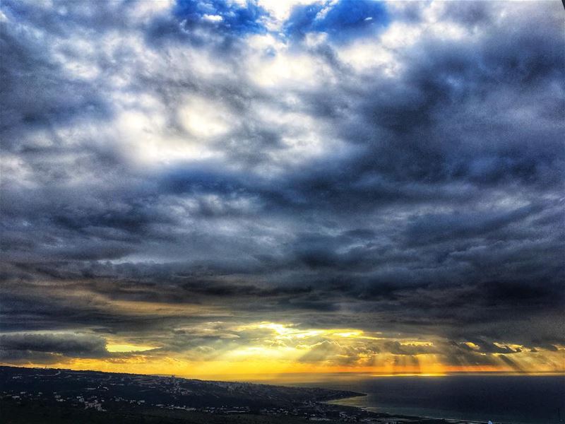  lebanon  beirut  instanature  clouds  autumn  love  nature  sea  sunset ... (Baaouarta, Mont-Liban, Lebanon)