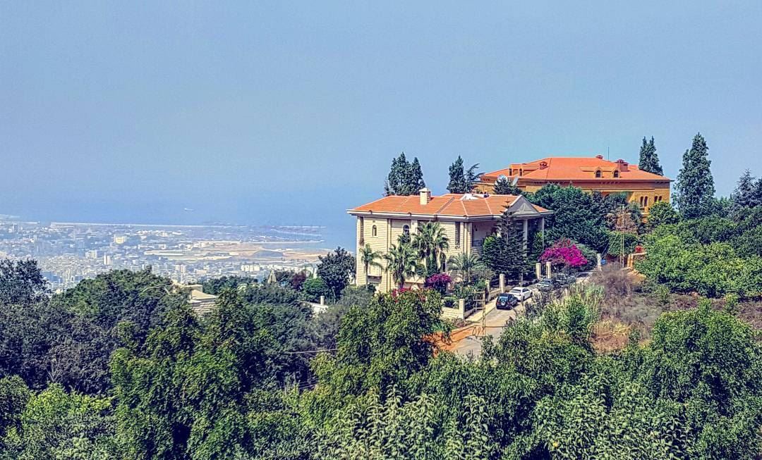  lebanon  beirut  livelovelebanon  bluesky  home  house  nature ... (Tilal Ain Saade 415)