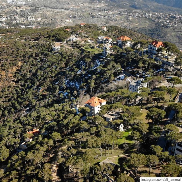 lebanon  beirut  picoftheday  byme  DJI  mavicair  djimavicair  landscape... (Chouer, Mont-Liban, Lebanon)