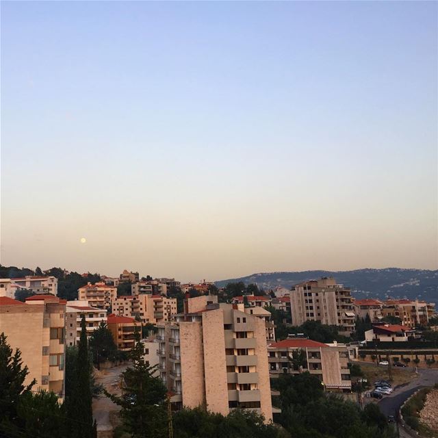  lebanon  clearsky  igers  ig_captures  mountains  buildings  fullmoon ... (Balloûné, Mont-Liban, Lebanon)