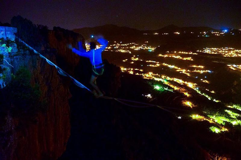 Lebanon Highlife by night  midnight  walk ...