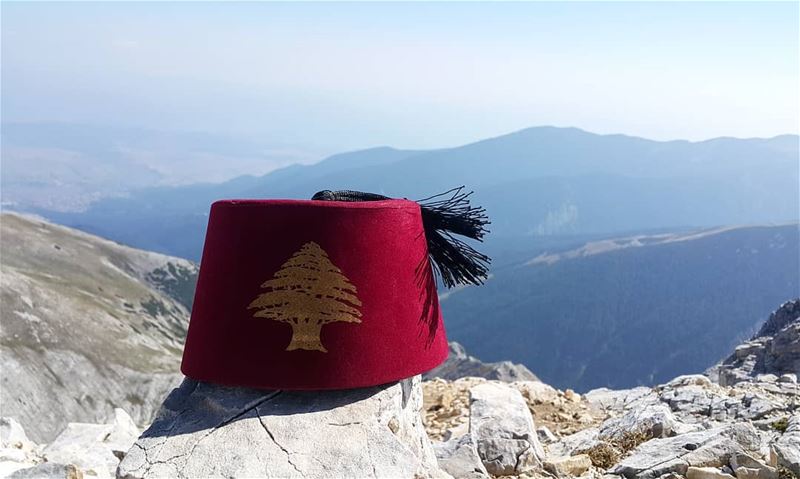 Lebanon is always on the top  vihrenpeak  bulgaria  livelovebulgaria ... (Vihren Peak, 2914 m, Pirin Mountains, Bulgaria)