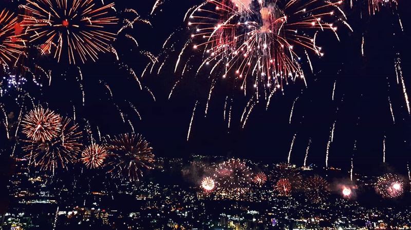  Lebanon  Jounieh  fireworks  festival ... (Nippon Sushi & Grill)