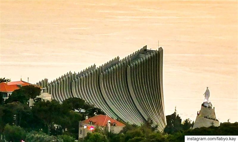  lebanon jounieh harissa sunday ourlady holymother immaculate basilica... (The Lady of Lebanon - Harissa)