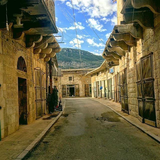  lebanon  liban   amazingviewsoflebanon  insta_lebanon  livelovebeirut ... (Douma, Liban-Nord, Lebanon)