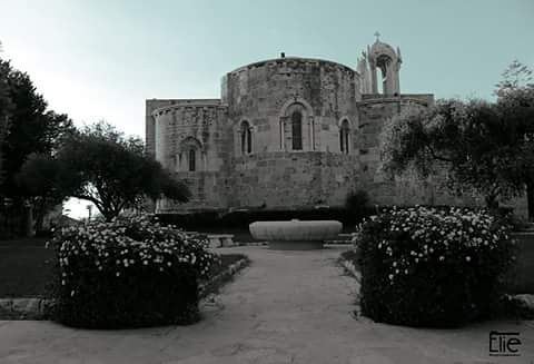  lebanon  livelovelebanon  byblos  livelovebyblos  jbeil  church  old ... (Byblos - Jbeil)