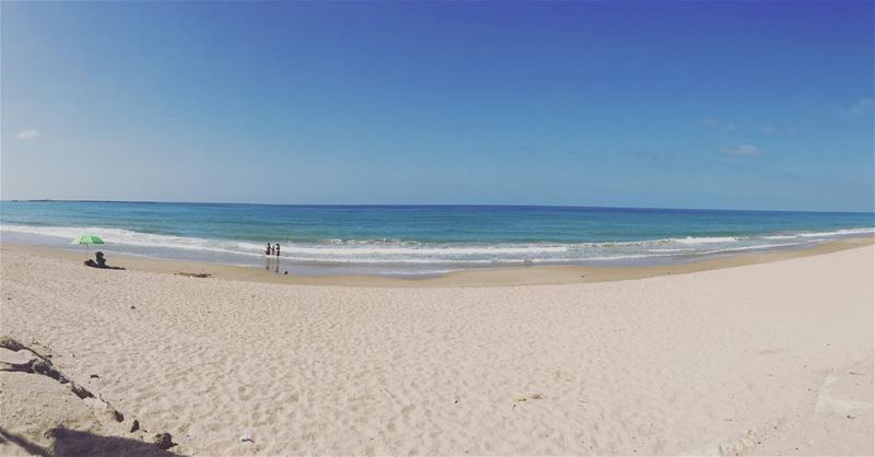  lebanon  livelovesaida  saida  beach  roadtrip  wanderer @livelovebeirut ... (شاطئ صيدا)