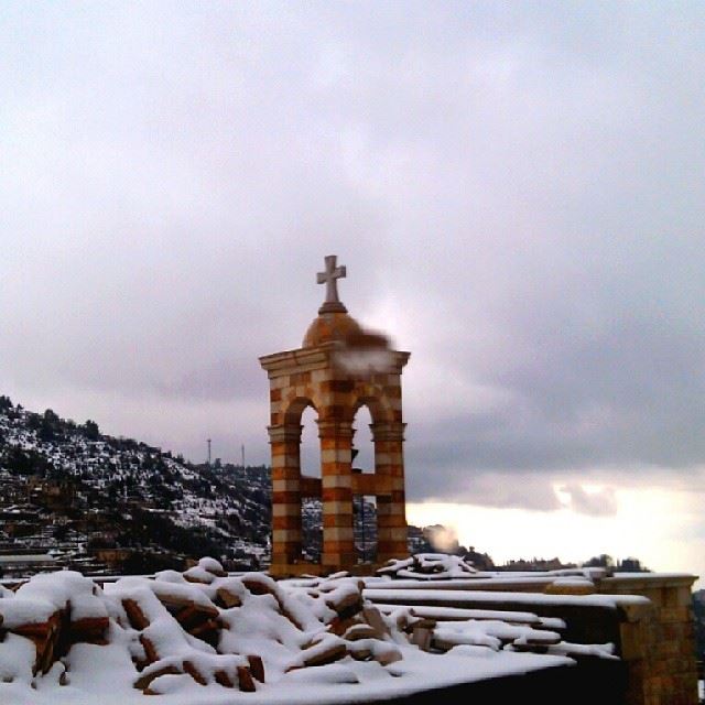  lebanon maasser beiteldine st elie church snow...