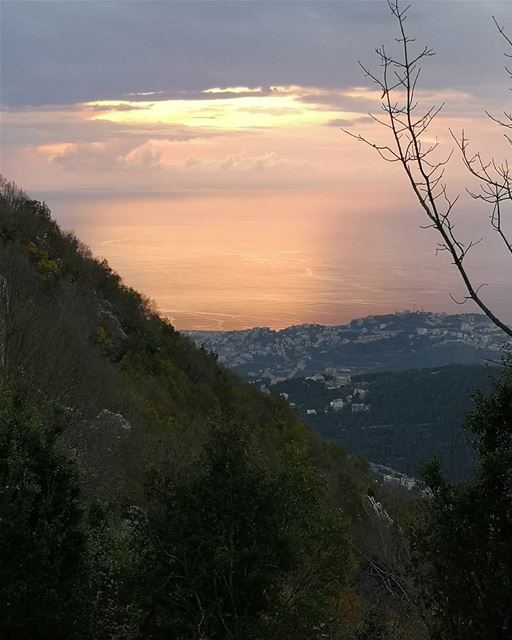  lebanon mountlebanon nature hiking hunting view sunset trees mountains... (Eghbé, Mont-Liban, Lebanon)