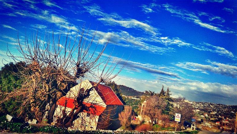  lebanon  mylebanon  livelovelebanon  whatsuplebanon  insta_lebanon ... (Mechmech Jbeil)
