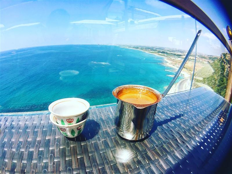  lebanon nakoura livelovenakoura livelovejnoub café lebanontimes... (الناقورة / Al Naqoura)