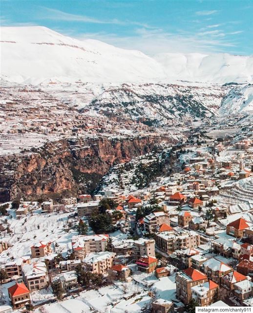  Lebanon north  hasroun exploreeverything  explorecreate  instaphoto ... (Hasroûn Ej Jdîdé, Liban-Nord, Lebanon)