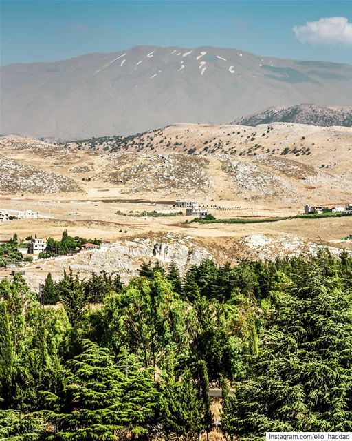  Lebanon 🇱🇧  Qaraoun  Nature  Sky  Colors  Mountain  Green  Wonderful ... (El Qaraoun, Béqaa, Lebanon)