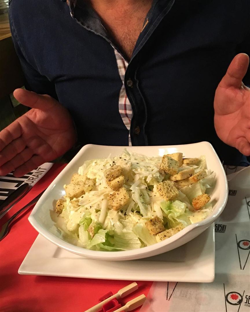  lebanon  sidon  saida  señorsuchi  restaurant  cesarsalad  salad ... (Señor Sushi)