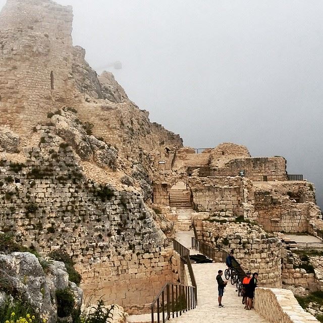  lebanon  southlebanon  aljanoub  alshakif  castle  architecture  mtb ...