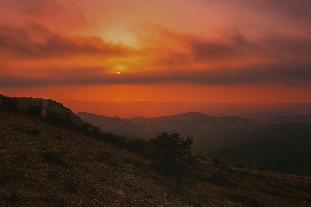  lebanon  sunset  mountains  scenery  sunsets  sunsetlovers  sunsetporn ...