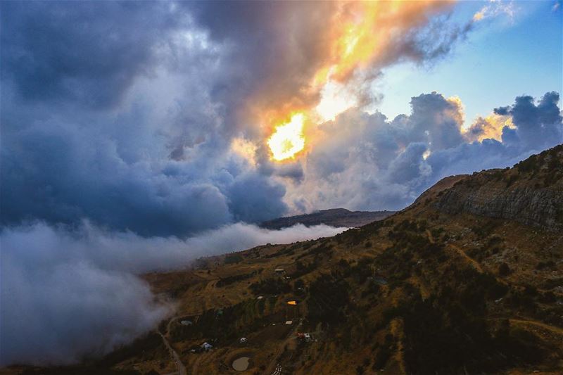  lebanon  sunset  mountains  scenery  sunsets  sunsetlovers  sunsetporn ...