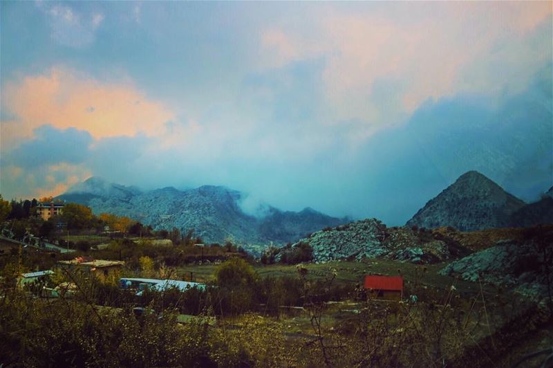  lebanon  sunset  mountains  scenery  sunsets  sunsetlovers  sunsetporn ...
